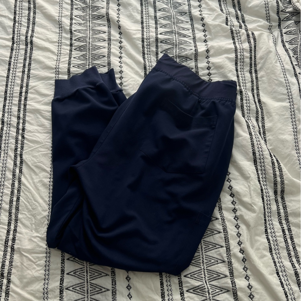 Mandala 5 Pocket Jogger Scrub Pants